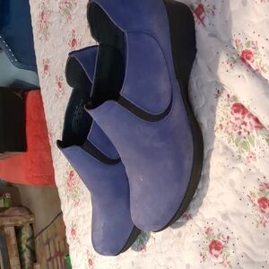Stylish Purple Slip-On Shoes